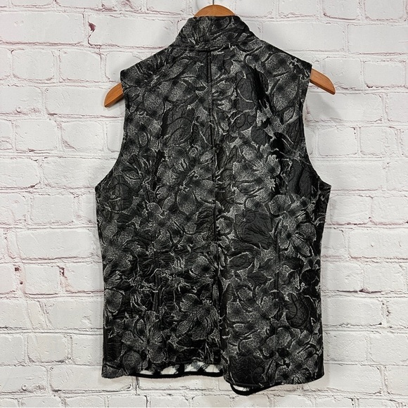 Coldwater Creek women’s quilted vest size medium 10-12 black grey lightweight - Picture 6 of 9